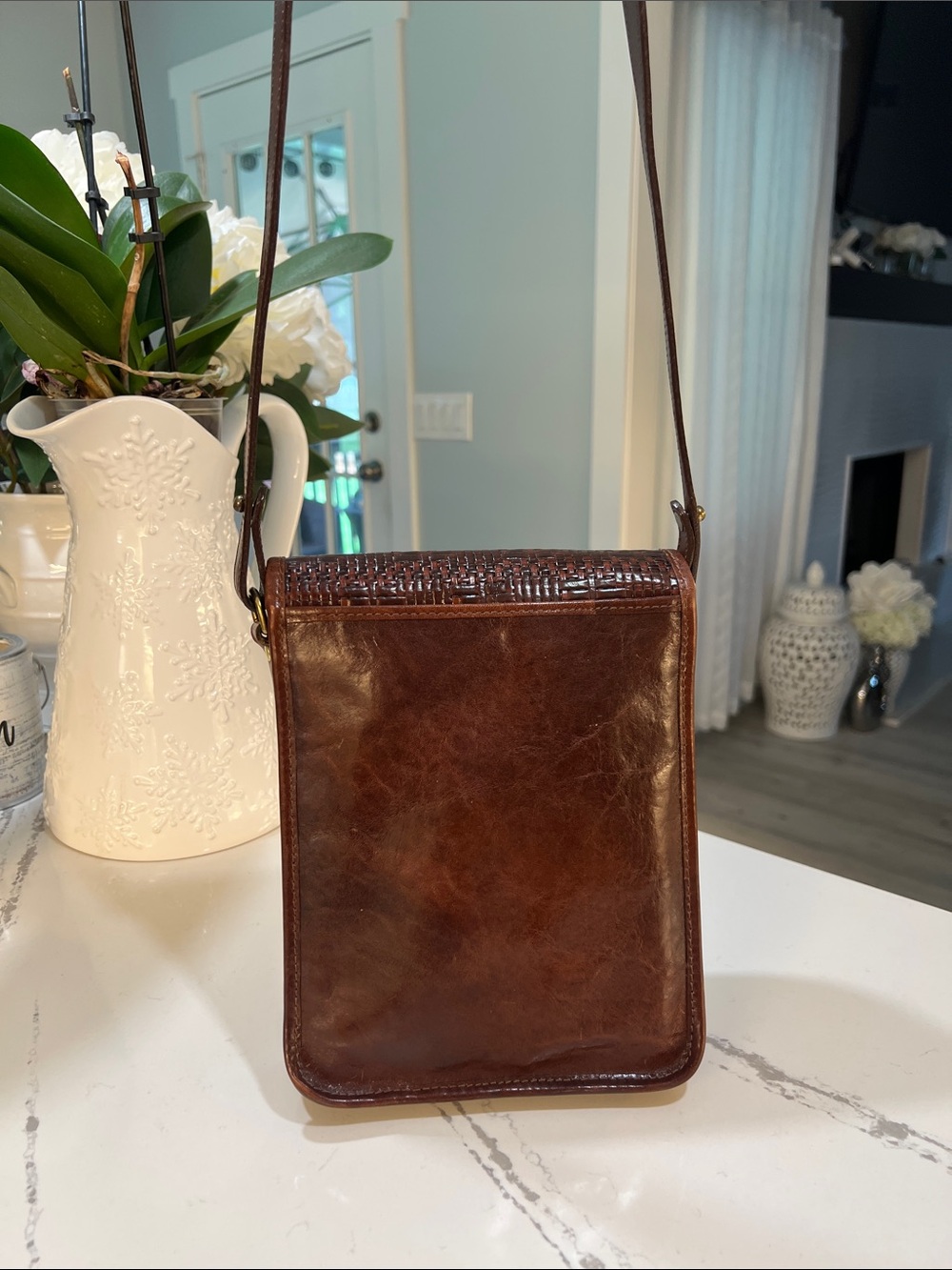 Brahmin Brown Woven Leather Messenger Crossbody Bag - Picture 4 of 13